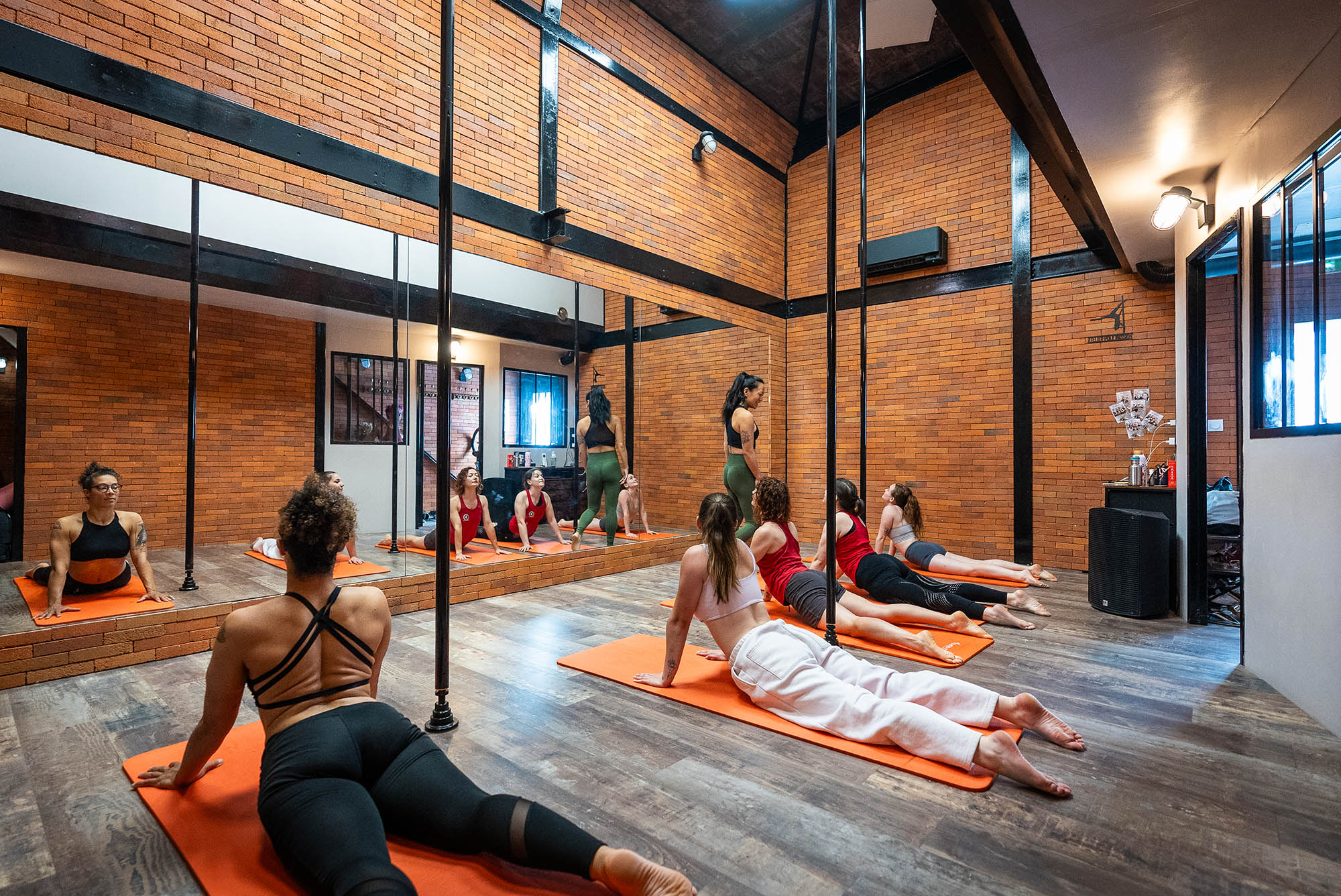 Cours de Pilates au sol chez Atelier Pole Passion
